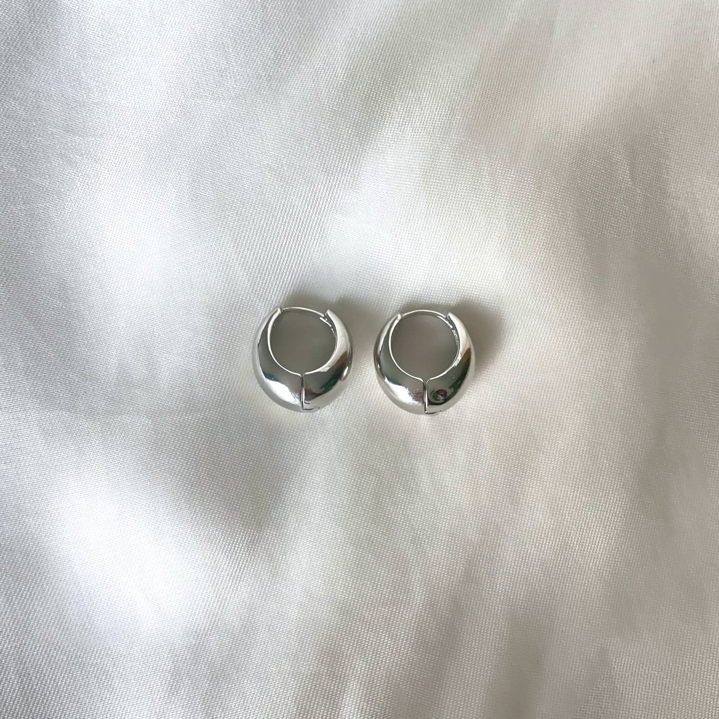 London Hoop Örhänge Silver