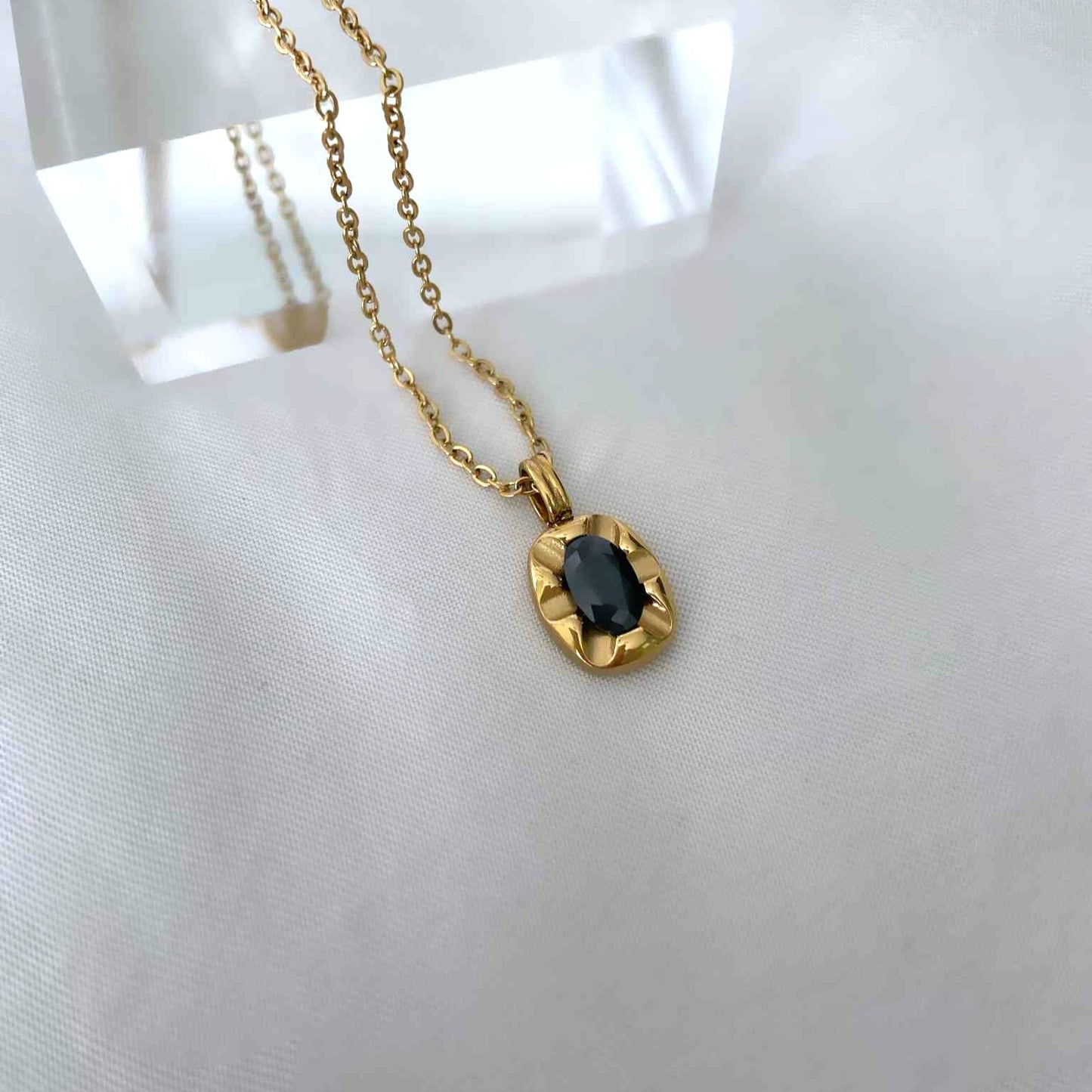 Onyx Halsband Guld