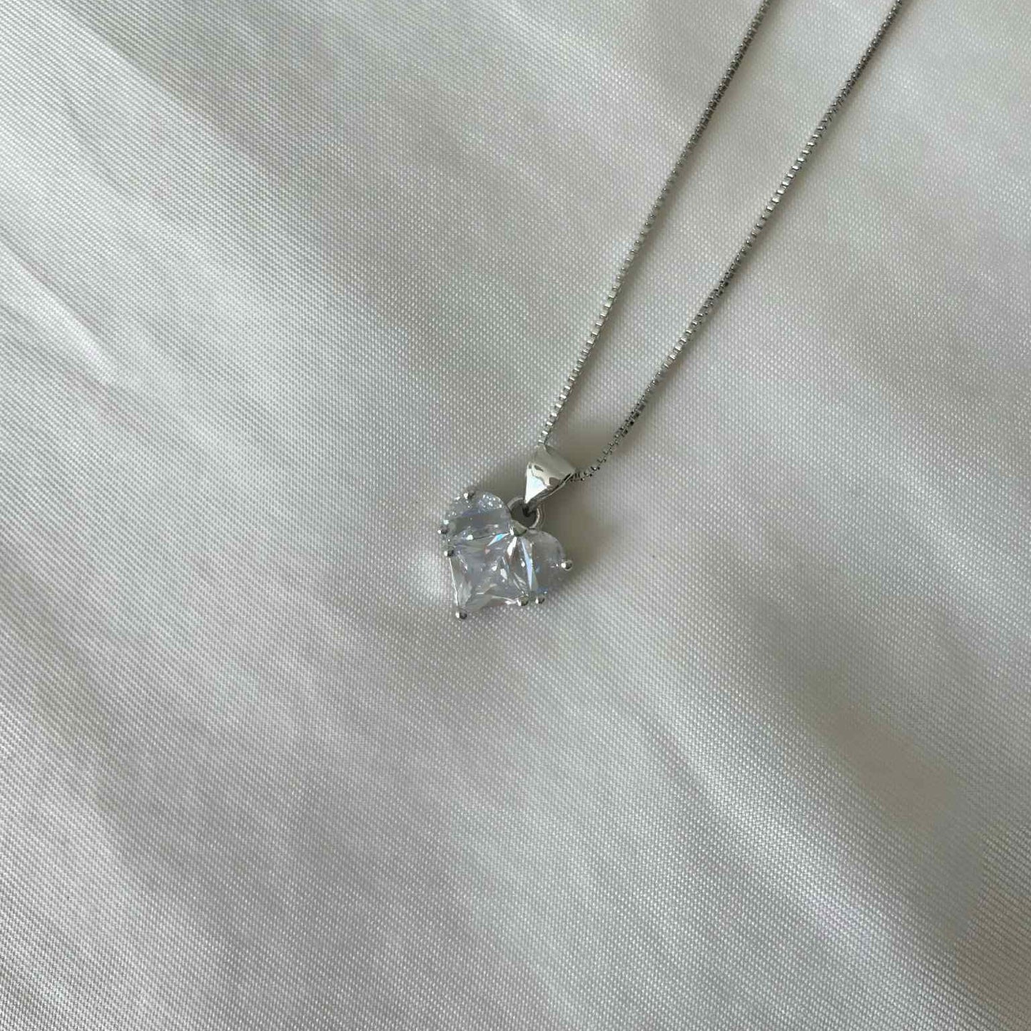 Alice Halsband Silver