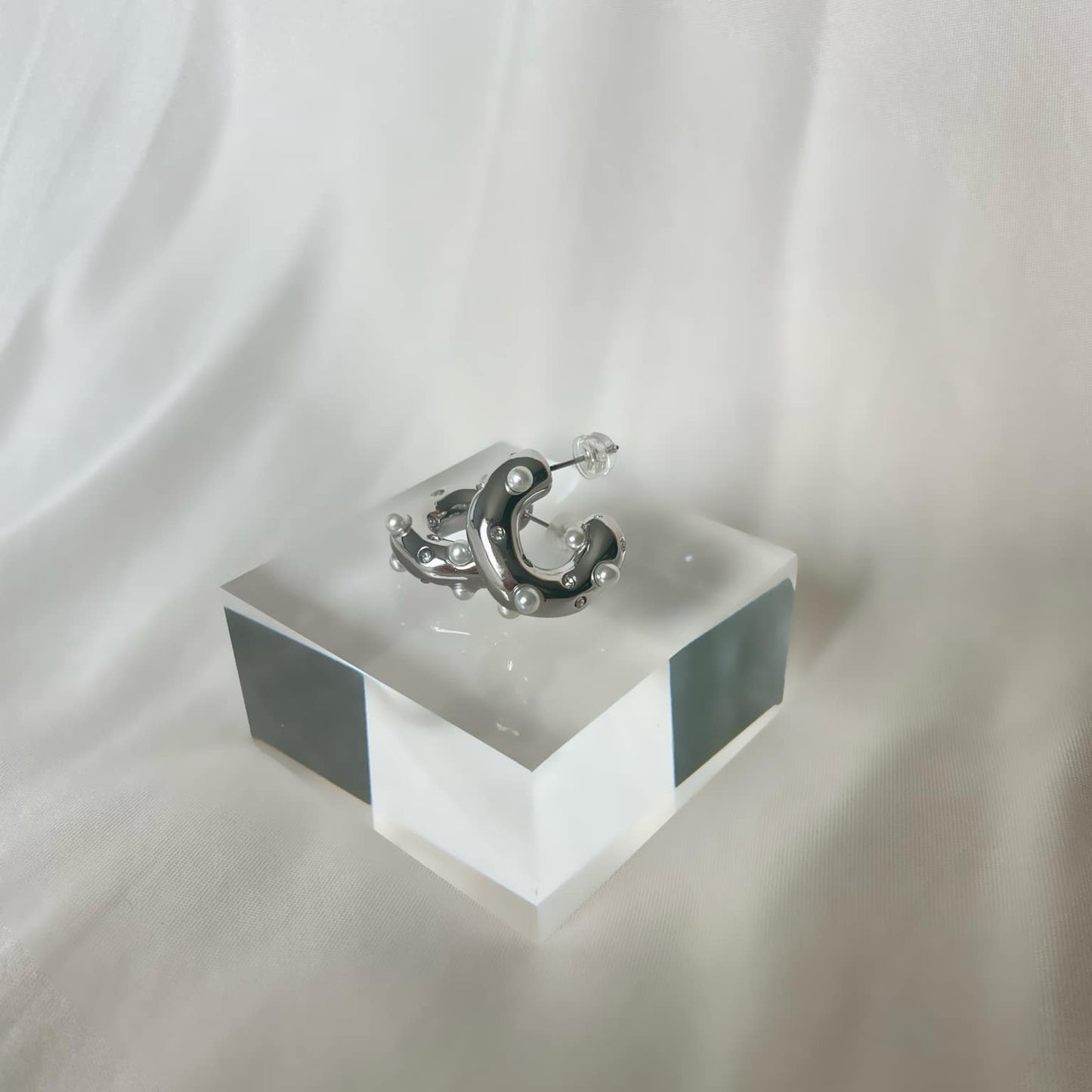 Bella Örhänge Silver