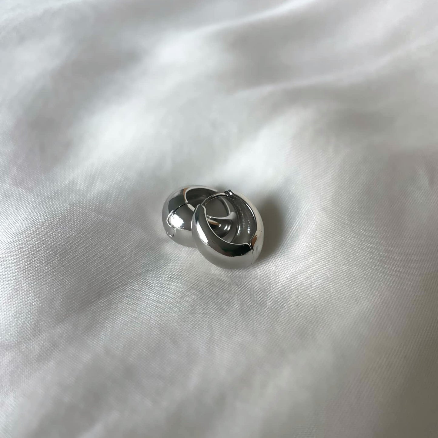 London Hoop Örhänge Silver