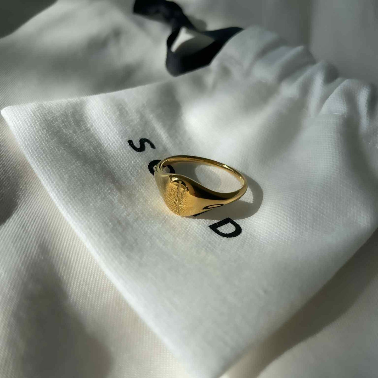 Lavendel Signet Ring Guld